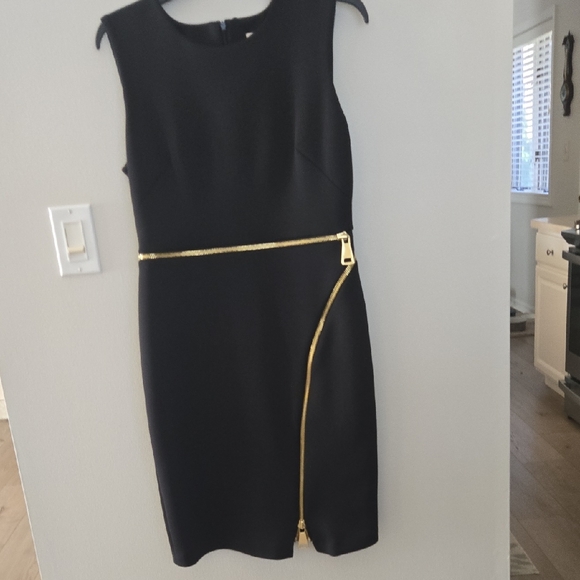 Calvin Klein Dresses & Skirts - Calvin Klein Black Bodycon Dress with Gold Zipper Detail Sz 8